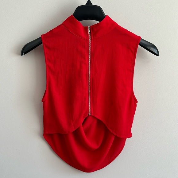 Windsor Deep V Neck Drape Front Choker Detail Crop Top - Picture 2 of 6